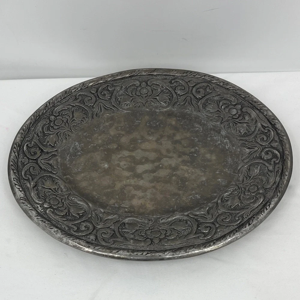 Wilton Armetale Antique-Style Embossed Round PEWTER Tray in Silver Gray WW&MARY